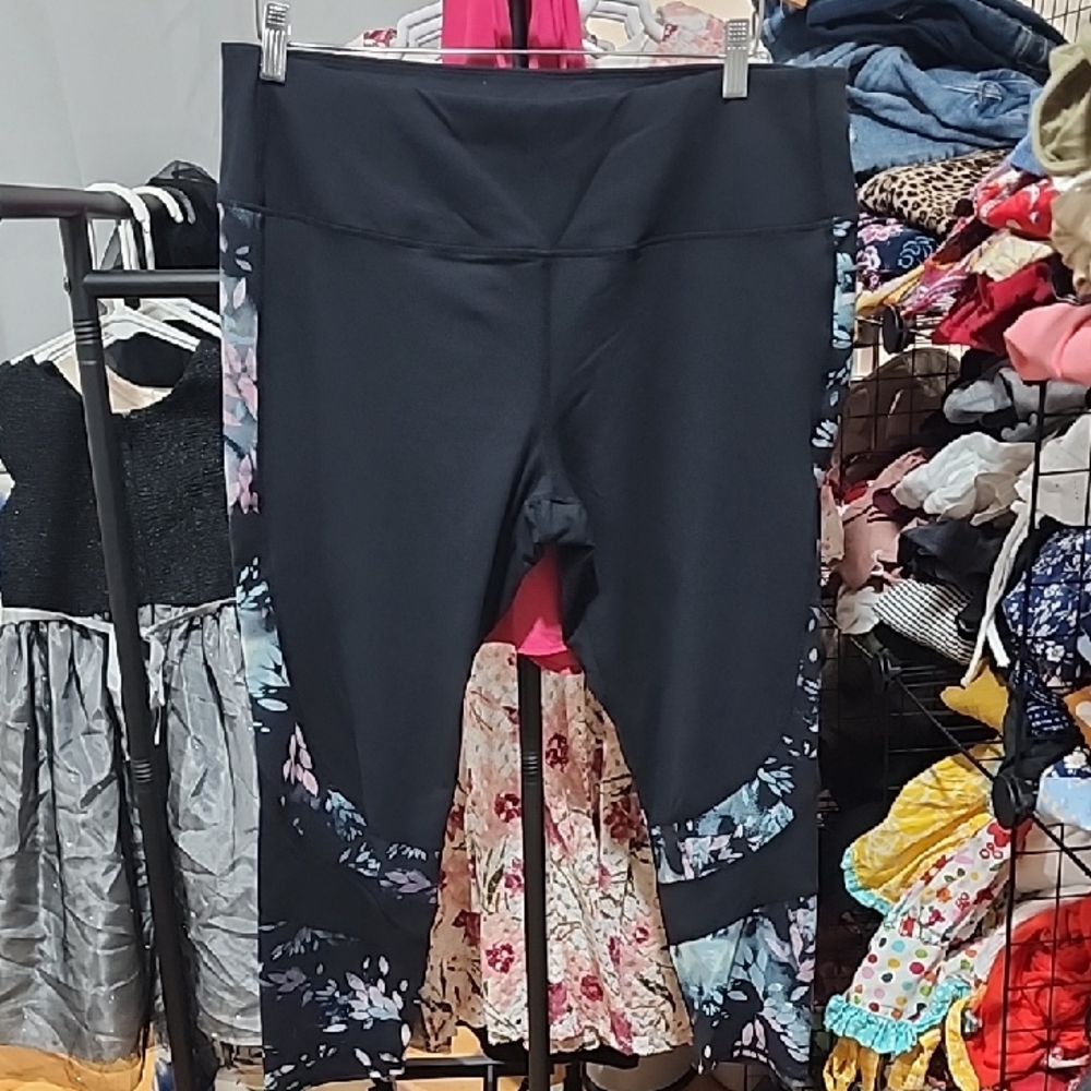 Skechers Dark Blue Floral Leggings